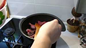 Тушёный заяц с картошкой