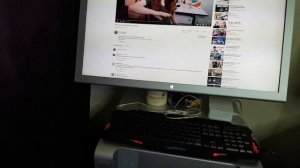 Apple Cinema Display Oldie but Goodie! A1083 reasons to go to the Cinema.