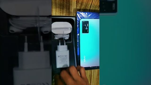 Neww!!! Unboxing Vivo V23e Warna Rainbow ??