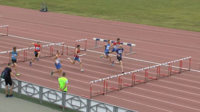 110 м с барьерами 3 забег смотреть онлайн