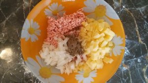 Манты с фаршем из свинины / Самый простой рецепт / На сковороде