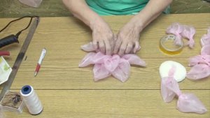хризантема из органзы  своми руками. Chrysanthemum Organza