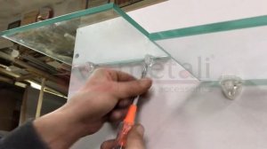 Прозрачный полкодержатель для стеклянных полок 15*16*24