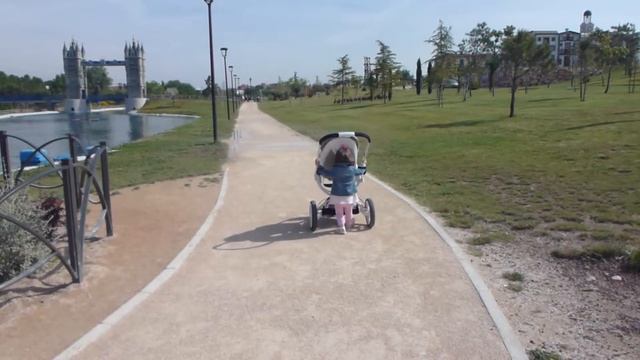 QUINNY MOODD MAMAENRED.COM 2º Reto Quinny Caster смотреть онлайн