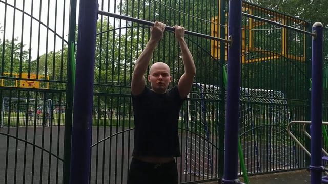 Как научиться подтягиваться на турнике С НУЛЯ? смотреть онлайн