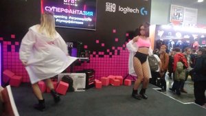 Девушки Отрываются на Игромире 2019