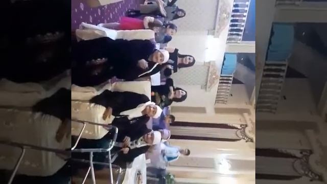 Сестрёнка поёт бабушке на 90-летие смотреть онлайн