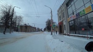 Пацаны не завелись,а Ниссан атлас завелся в минус 25. Грузоперевозки в Костроме.Мой путь.