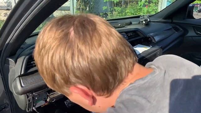 Замена приборной панели на Honda Civic,CRV 2016 - 2020. Решение проблемы с контролем давления шин. смотреть онлайн