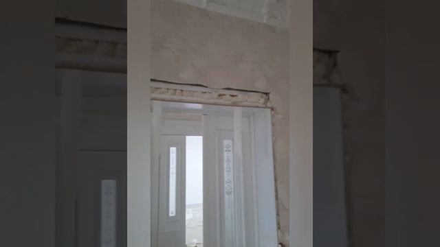 Установка дверей скрытый крепёж установка доборов капители