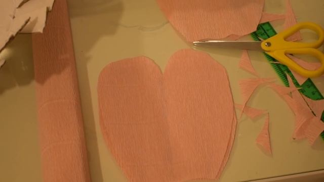 Большой цветок с необычной серединкой. смотреть онлайн