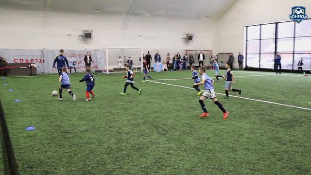 Внутренняя лига "Юниор" смотреть онлайн