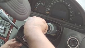 Mercedes W203 / Removing Airbag, Steering Wheel, Clock Spring, Turn Signal Switch and ESP