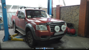 Замена задней крестовины переднего кардана на Ford Ranger 2,5 TURBO Форд Рейнджер 2007 года