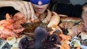 ЕЁ ПОХИТИЛИ И ДЕРЖАТ В ЗАЛОЖНИКАХ - Kate Yup