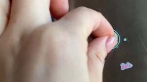 Как снять наклейки с холодильника