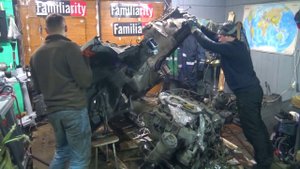 Распиленный и разобранный Mercedes S-Class засунуть в Гелендваген.