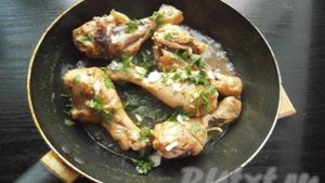 Куриные ножки в соевом соусе на сковороде
