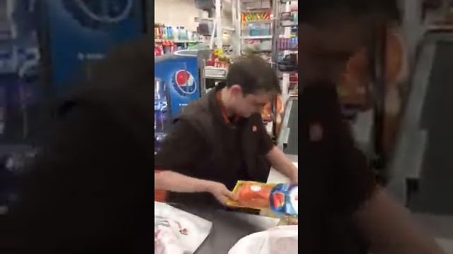 Дерзость в магазине часть 2 смотреть онлайн