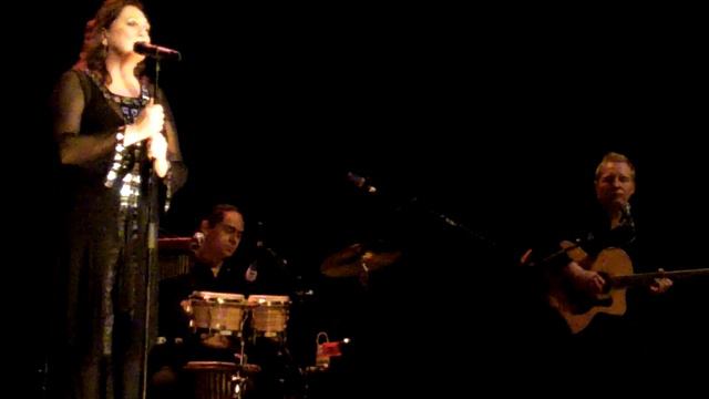 Amanda Strydom "Ek Loop Die Pad" @ Concertzaal Tilburg 16-12-2010 смотреть онлайн