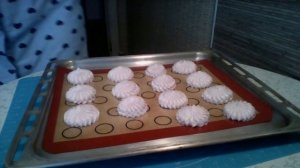 Зефир на соке черной  смородины.