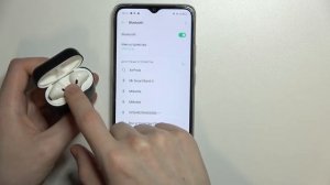 Как соеденить наушники AirPods с телефоном Oppo A15s