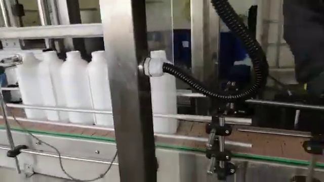 Розлив мыла и шампуня на линейном автомате нанесение этикеткизапуск оборудованияПНРотзыв клиента