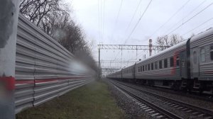 Электровоз ЭП2К-158 с пассажирским поездом №71 Чебоксары - Москва