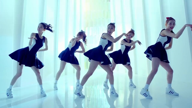 CLC - Pepe [2015]