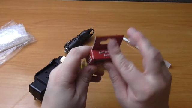 Зарядка и доп. аккумулятор для камеры Panasonic HC V130-Посылка №54 смотреть онлайн