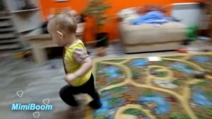 Один день из жизни малыша//Развитие в 1 год и 4 месяца #MimiBoom