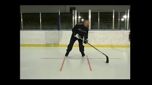 Упражнение "Приклеить". Хоккей. Работа с клюшкой.