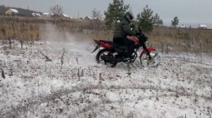 Racer Tiger RC 150-23 Первый снег