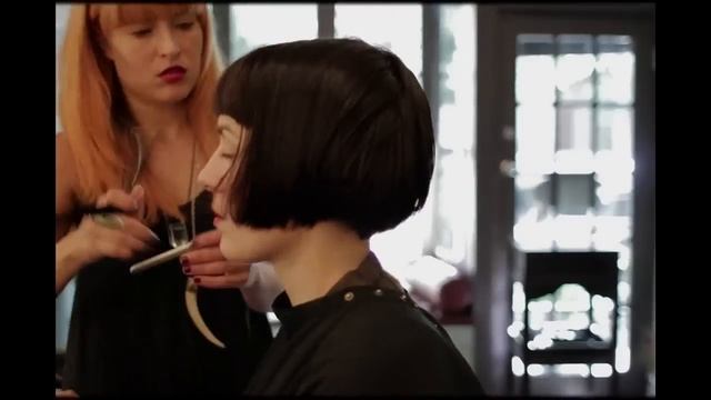 The Bob Haircut ( a Short bangs ) смотреть онлайн