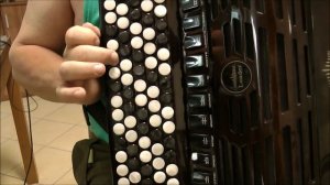 ИСКРЫ В КАМИНЕ Разбор на баяне (COVER)