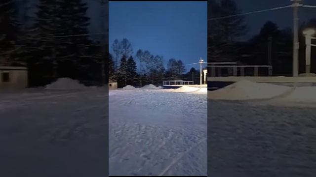 Отзыв на детскую деревянную заливную горку Custwood WF10 с крышей и выкатом #детские #зимняягорка смотреть онлайн