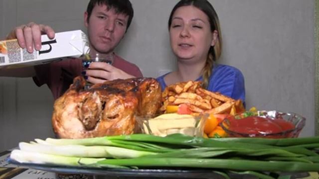 MUKBANG | Курица гриль, картофель фри, соуса | Grilled chicken, potatoes, sauce смотреть онлайн
