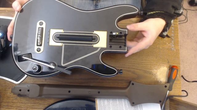 - Guitar Hero Live - How to Take The Neck Off of The Guitar смотреть онлайн