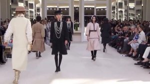 Модный показ дом Шанель 2017