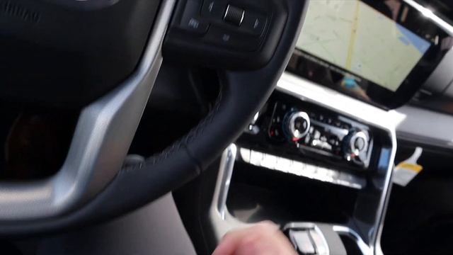 2022 GMC Sierra 1500 Denali Duramax: Does The New Sierra Drive As Good As It Looks? смотреть онлайн