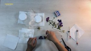 Сухие цветы в ЭПОКСИДНОЙ СМОЛЕ / Закладка и украшения из эпоксидной смолы