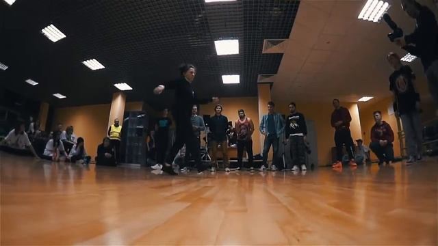 Marta vs BGirl Лиля - Bgirls solo - Winter Jam 2015 смотреть онлайн