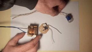 Регулятор тока на одном транзисторе с лампочки экономки