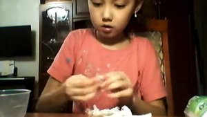 Делаем антистресс в домашних условиях.Из ваты и емкости