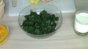 Киш с сыром и шпинатом