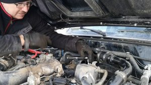 Замена свечей на Nissan Patrol. Двигатель ZD30.