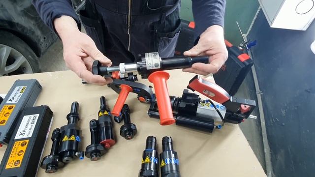 Самый лучший заклепочник в России ! Xpress 800 самый большой комплект у частного мастера в г.Барнау смотреть онлайн