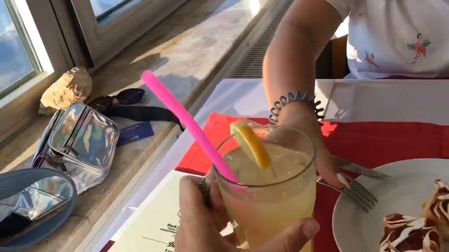 ВЛОГ: Ушли из ОТЕЛЯ ночью? #2 смотреть онлайн