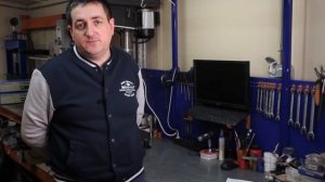 Буксует сцепление. Недостаточное усилие прижима