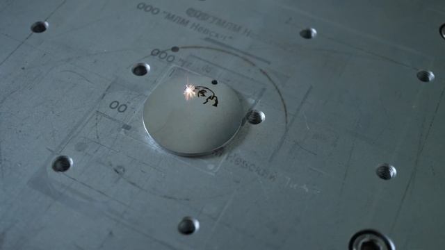 Лазерная гравировка на металле смотреть онлайн